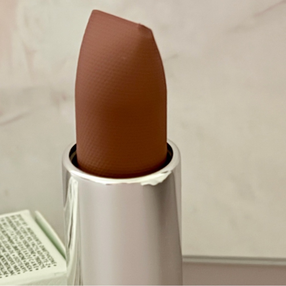 Prada Monochrome Soft Matte Blur Lipstick- Refill B106 Caramel - Picture 4 of 4